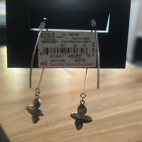 Earrings & ring set - Picture 5 of 6